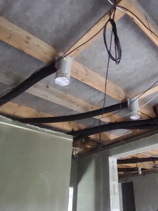 Realizácia rekuperačných rozvodov v rodinnom dome, Raslavice