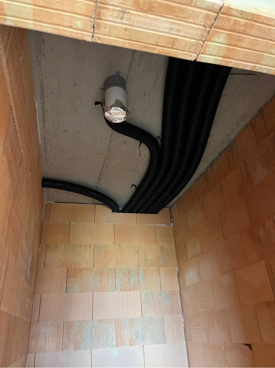 Realizácia rekuperačných rozvodov v obci Teriakovce, okres Prešov