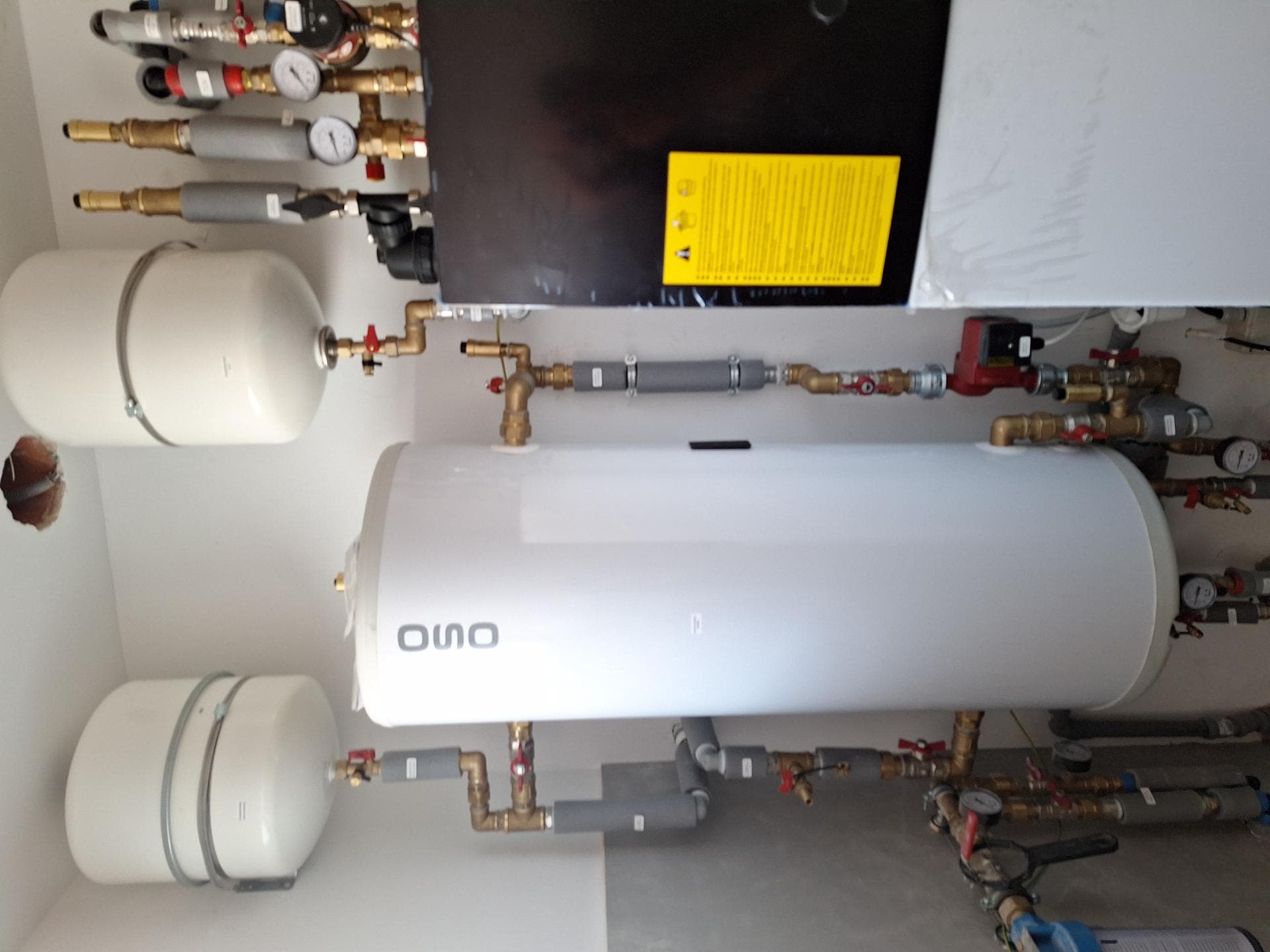 Potrubný systém podlahového kúrenia a tepelné čerpadlo značky Daikin